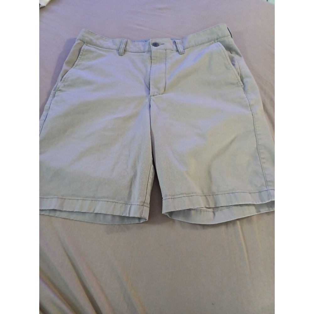 LL Bean Chino Shorts Mens 34 Green Standard Fit Cotton 34x9 Inseam Flat Front